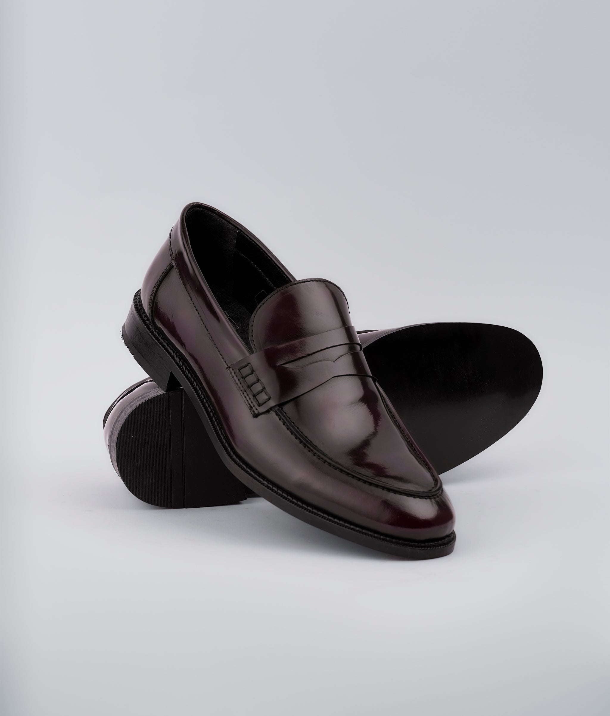 Velar Strap Mocassin