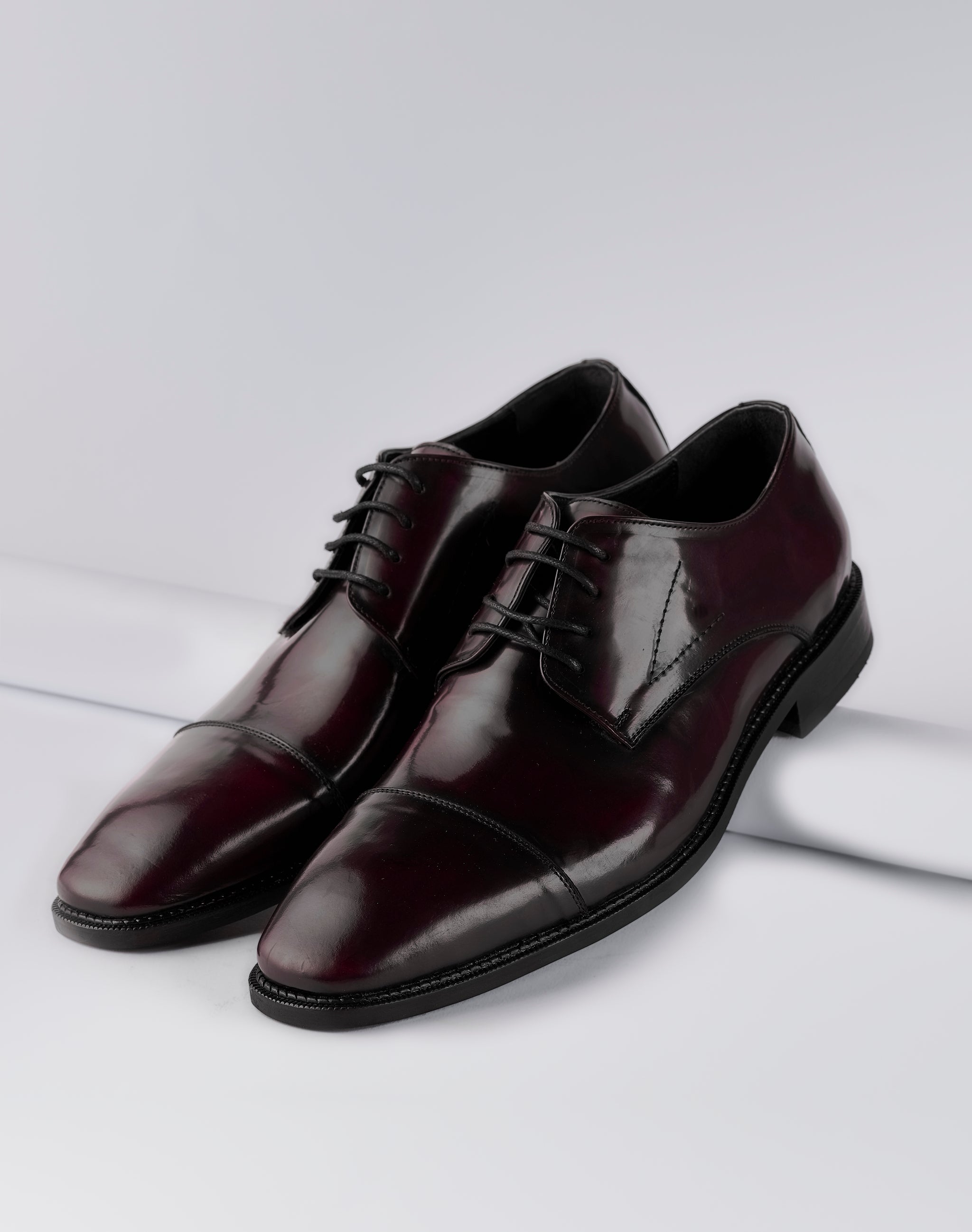 Metro Luxe Cap-Toe