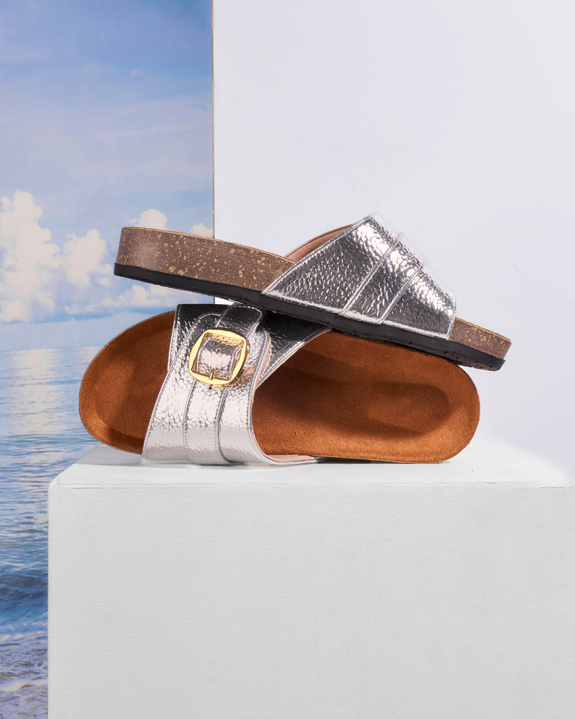 Metallic Single-Strap Buckle